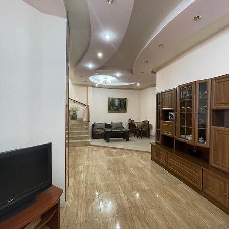 Apartment #1 In The City Center Erivan Exterior foto