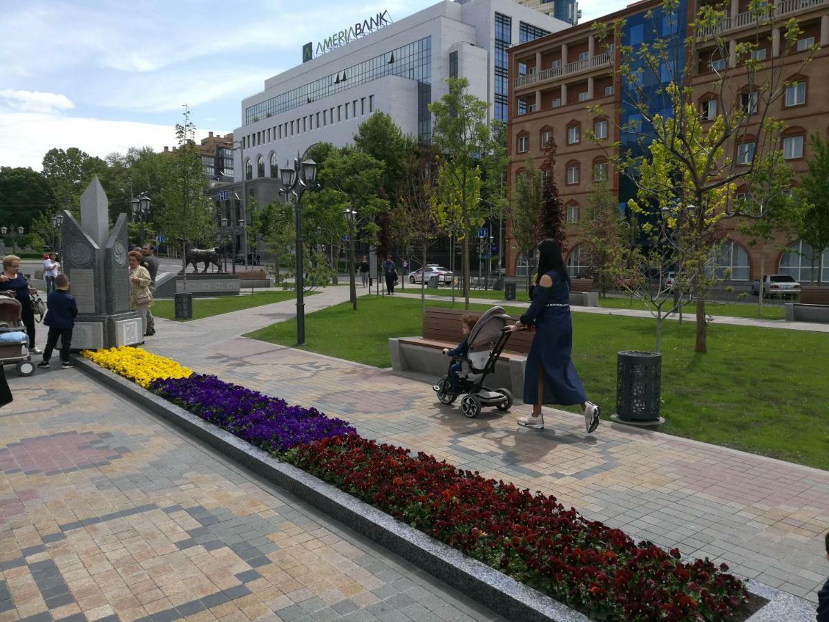 Apartment #1 In The City Center Erivan Exterior foto